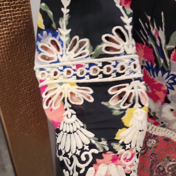 Anthropology 🔥 🌸Midi Tunic with Graphic 3/4 Sleeves - Picture 6 of 9